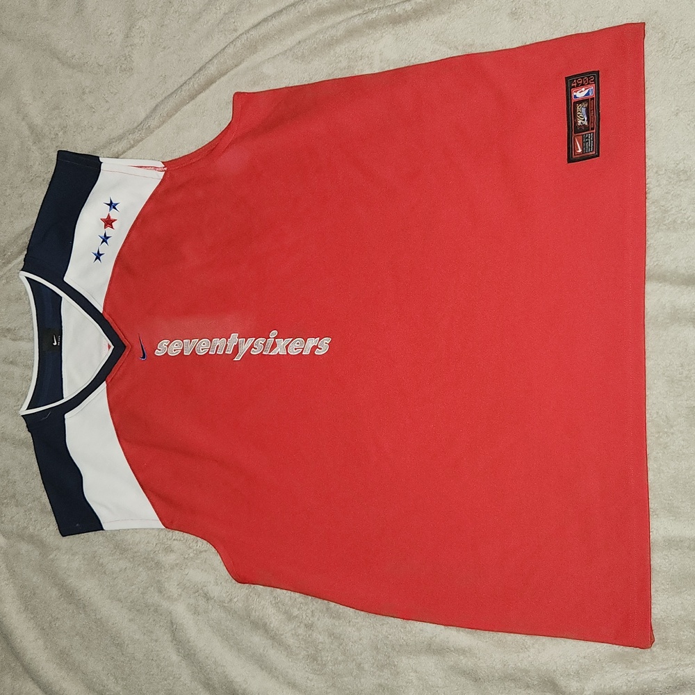 NIKE Philadelphia 76ers shooting shirt